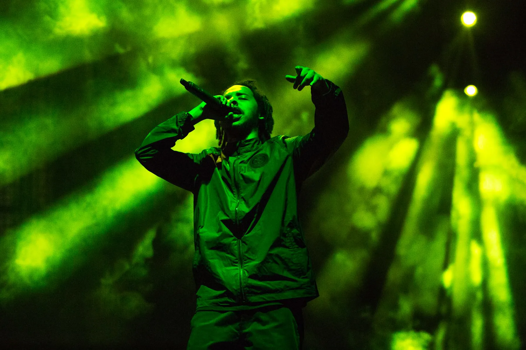 Earl Sweatshirt on stage